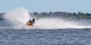 jet ski